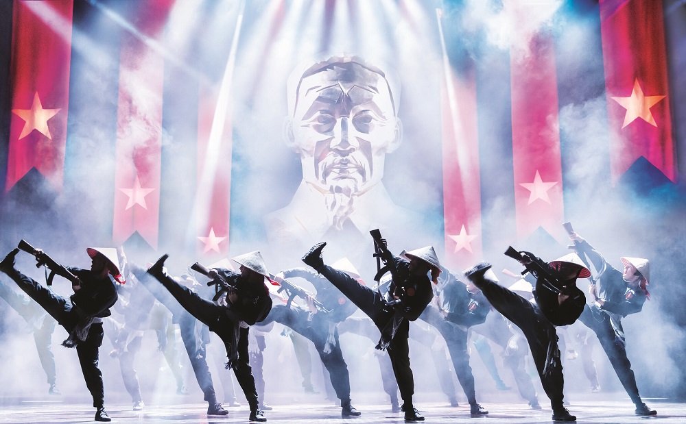 Cameron Mackintosh’s acclaimed new production of award winning musical Miss Saigon to premiere at Sydney Opera House in 2023