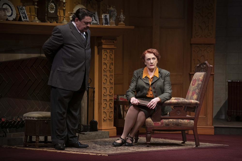 Gerry Connolly & Geraldine Turner in THE MOUSETRAP (c) Brian Geach